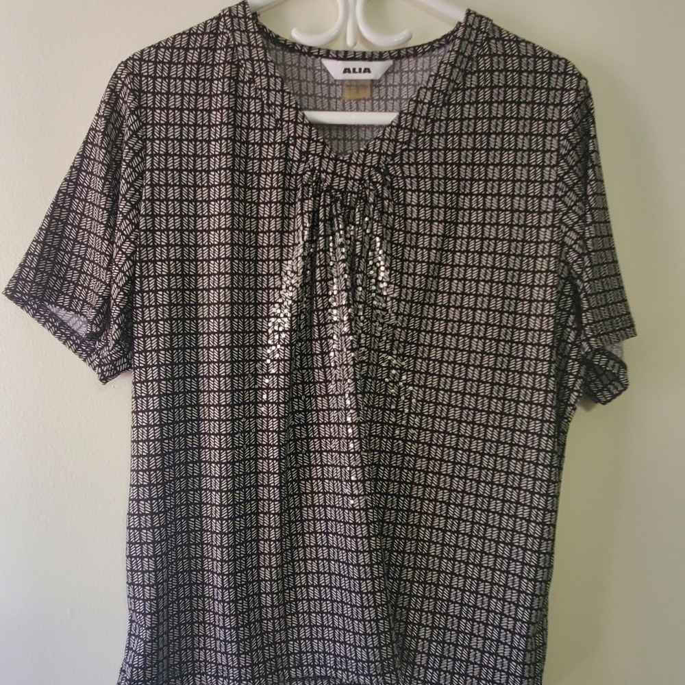Alia shirt